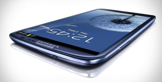 izquierda Acrobacia champú Samsung Galaxy SIII Finally Unveiled : Things Nerds Like